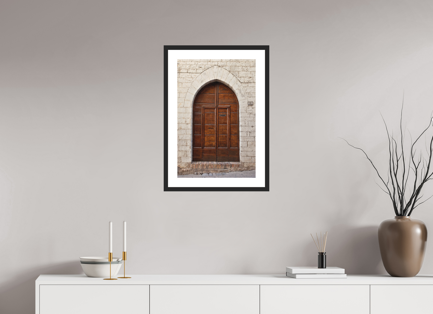 16 x 24″, Solid 0.8" Black Wood Frame With 2" Natural White Passe-Partout with Museum Glass Umbrian Door