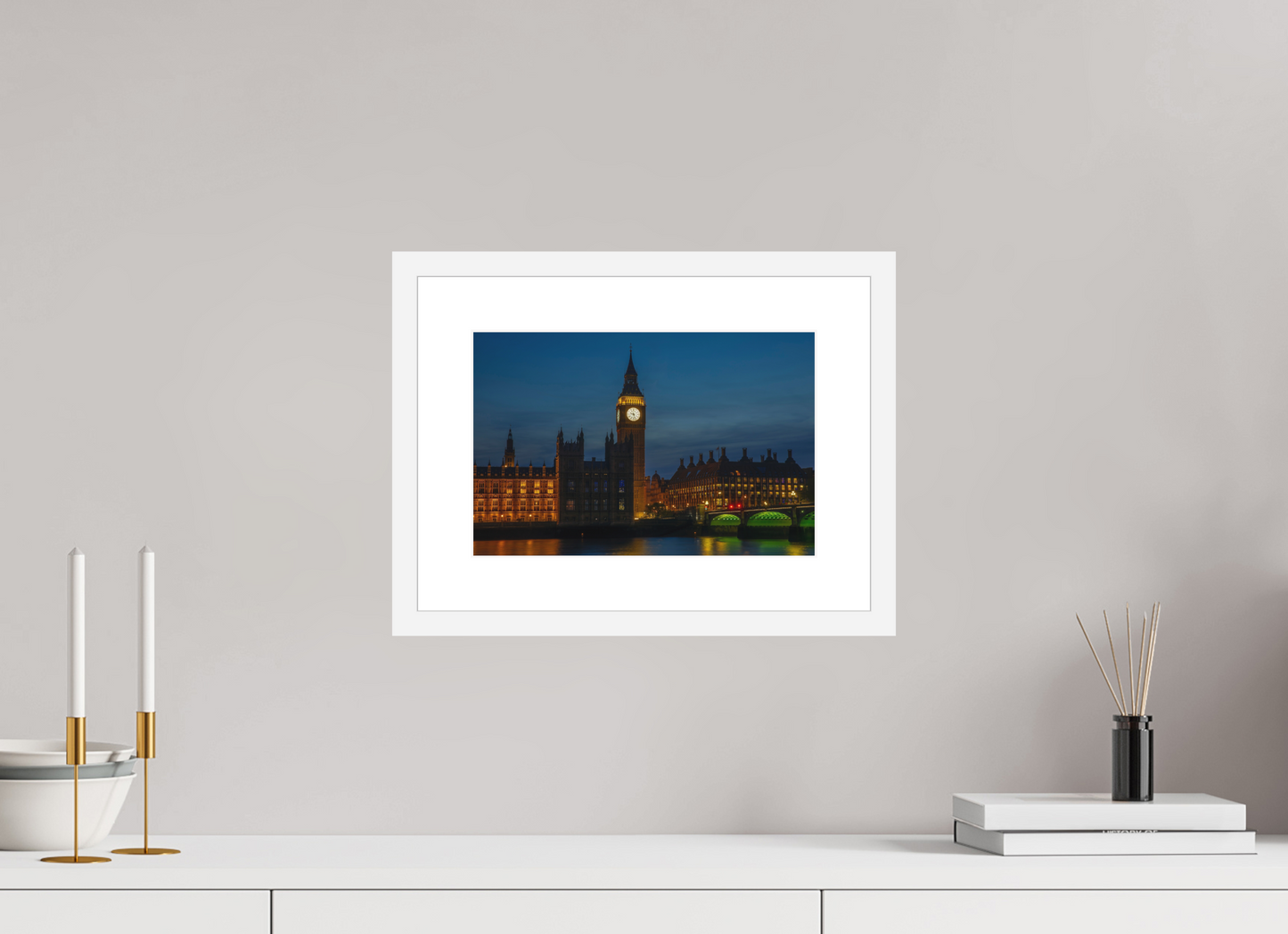 12 x 8″, Solid 0.8" White Wood Frame With 2" Natural White Passe-Partout with Museum Glass Big Ben