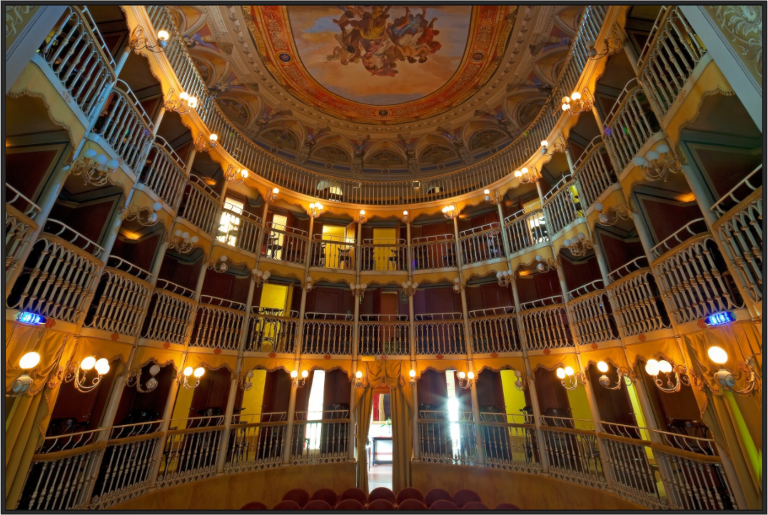 Palazzo Dei Consoli Theatre France