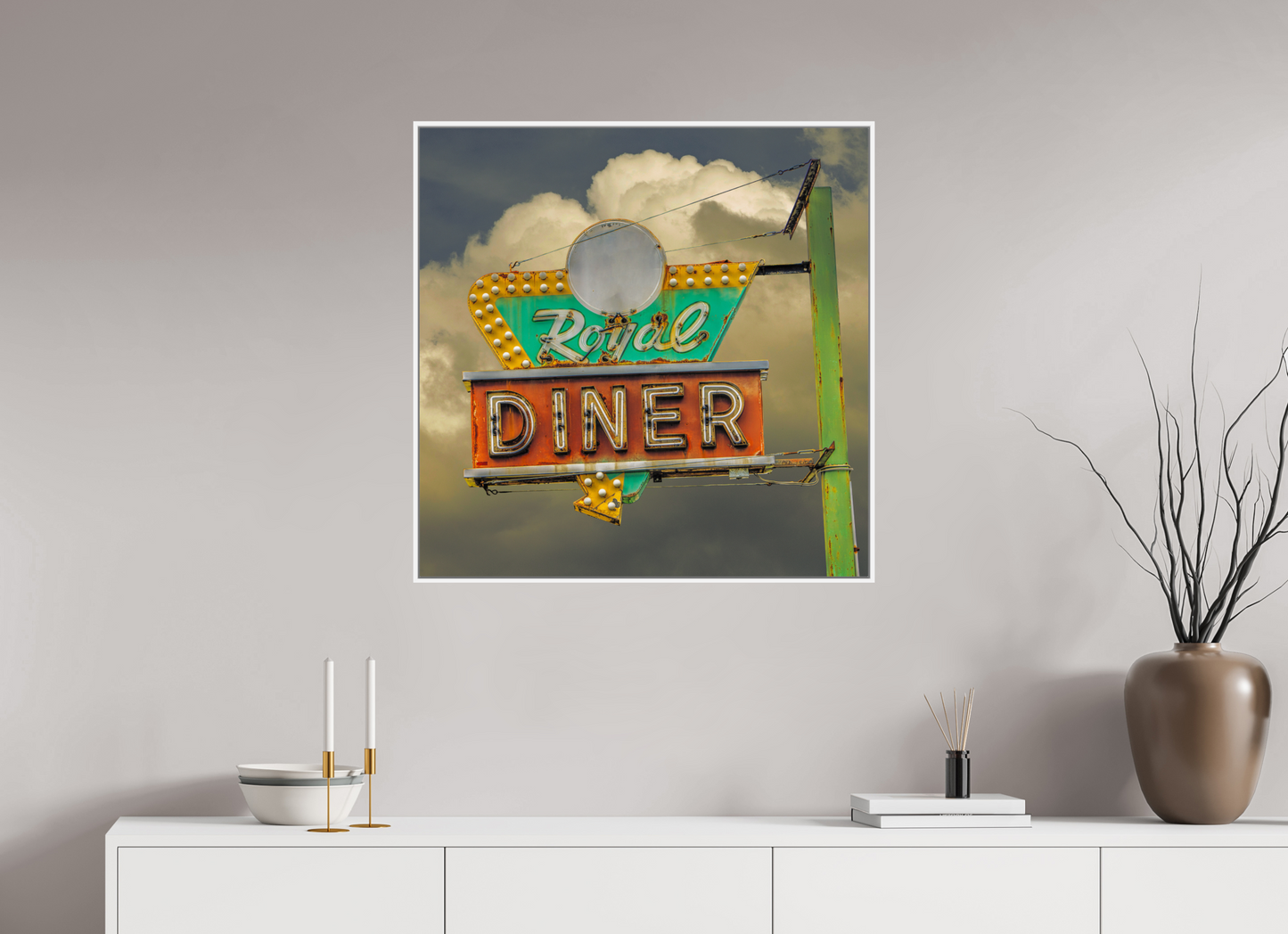 Royal Diner Sign
