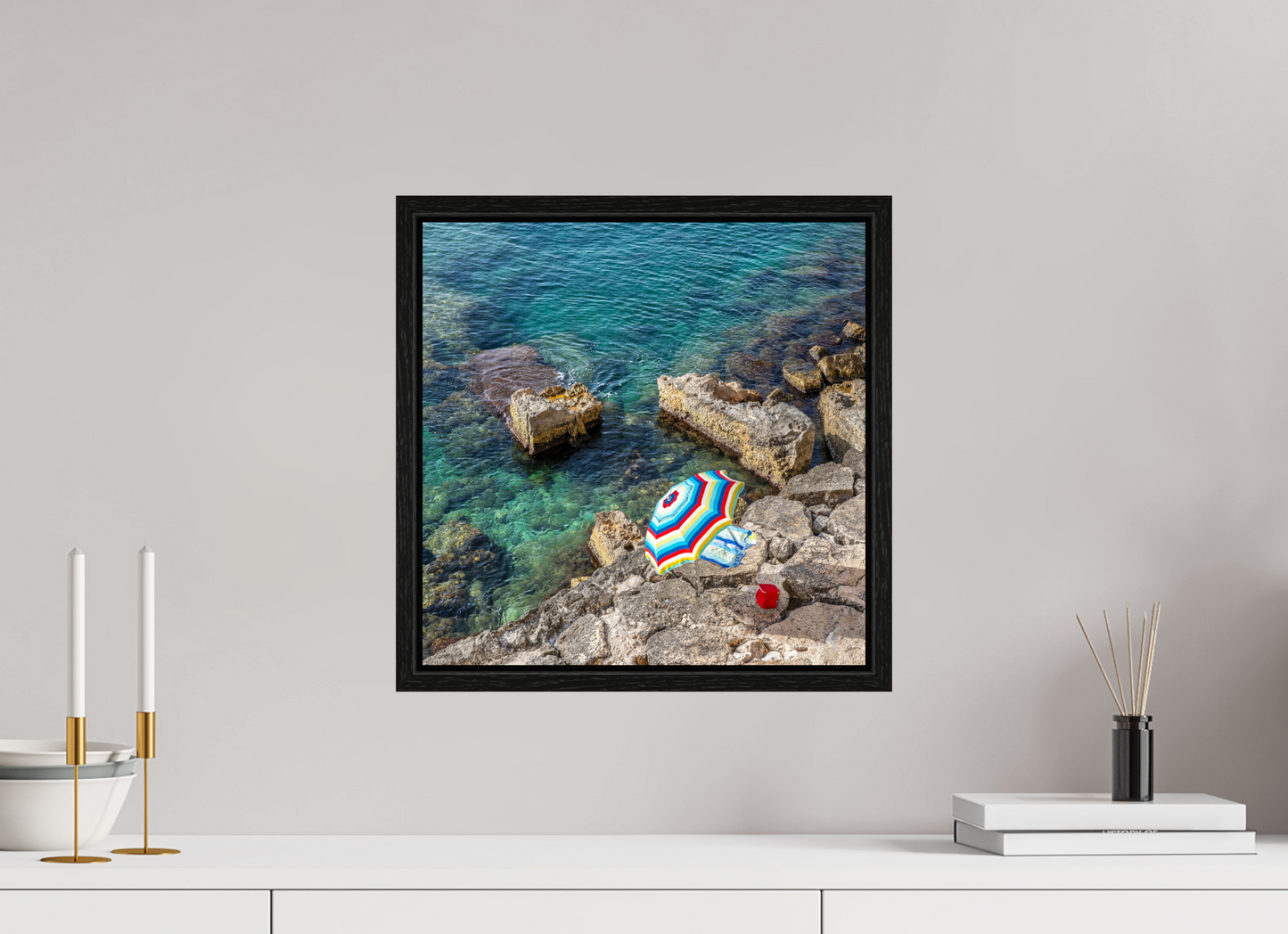 15 x 15″, Floater Frame Monopoli Beach