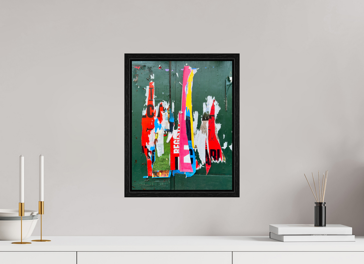 12 x 15.4″, Floater Frame Poster Graffiti