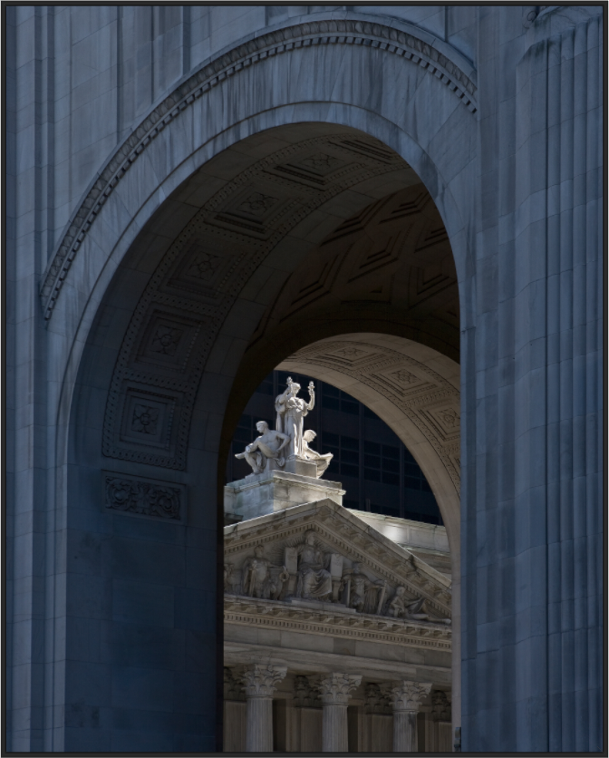 Main image Arches with Sculptures