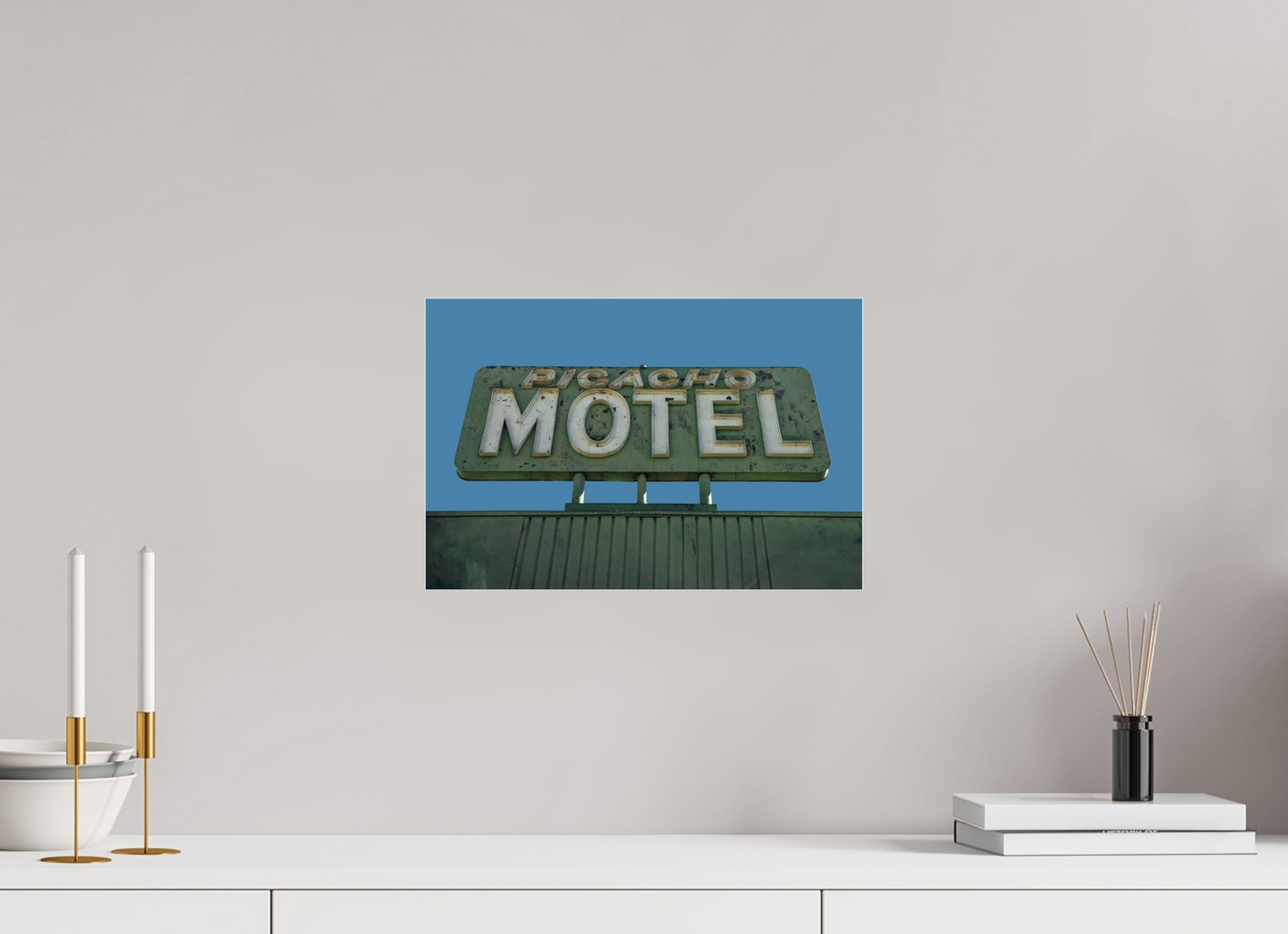 15 x 10″, Frameless Acrylic Glass Picacho Motel Sign