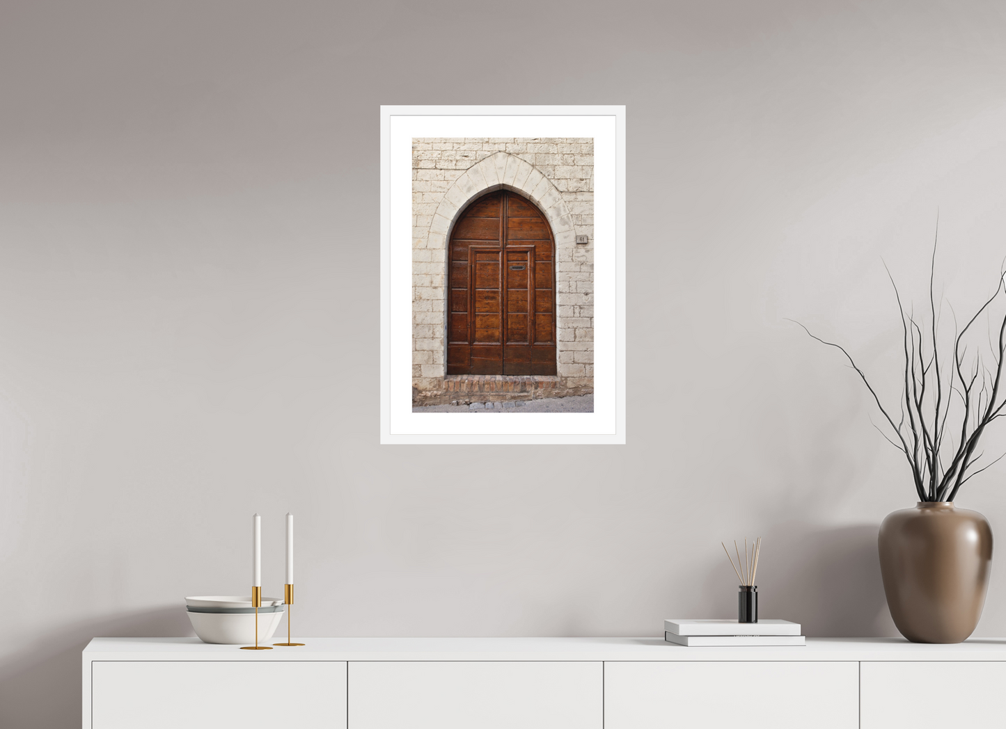 16 x 24″, Solid 0.8" White Wood Frame With 2" Natural White Passe-Partout with Museum Glass Umbrian Door
