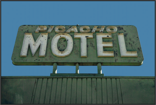 Picacho Motel Sign