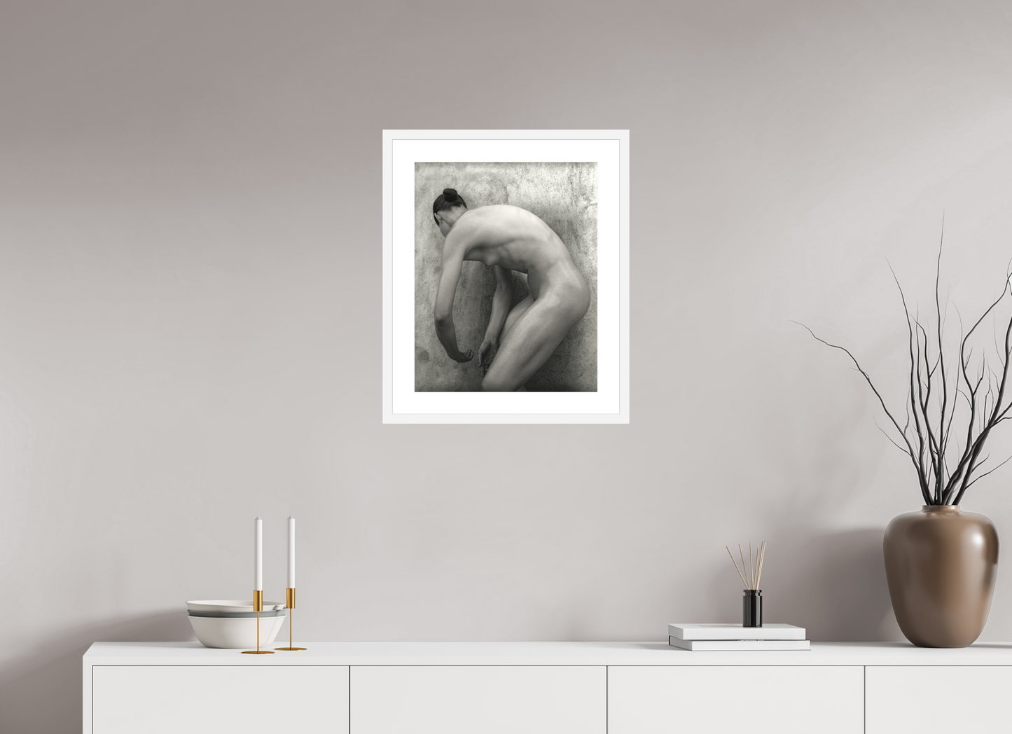 16 x 20″, Solid 0.8" White Wood Frame With 2" Natural White Passe-Partout with Museum Glass Nude No. 60