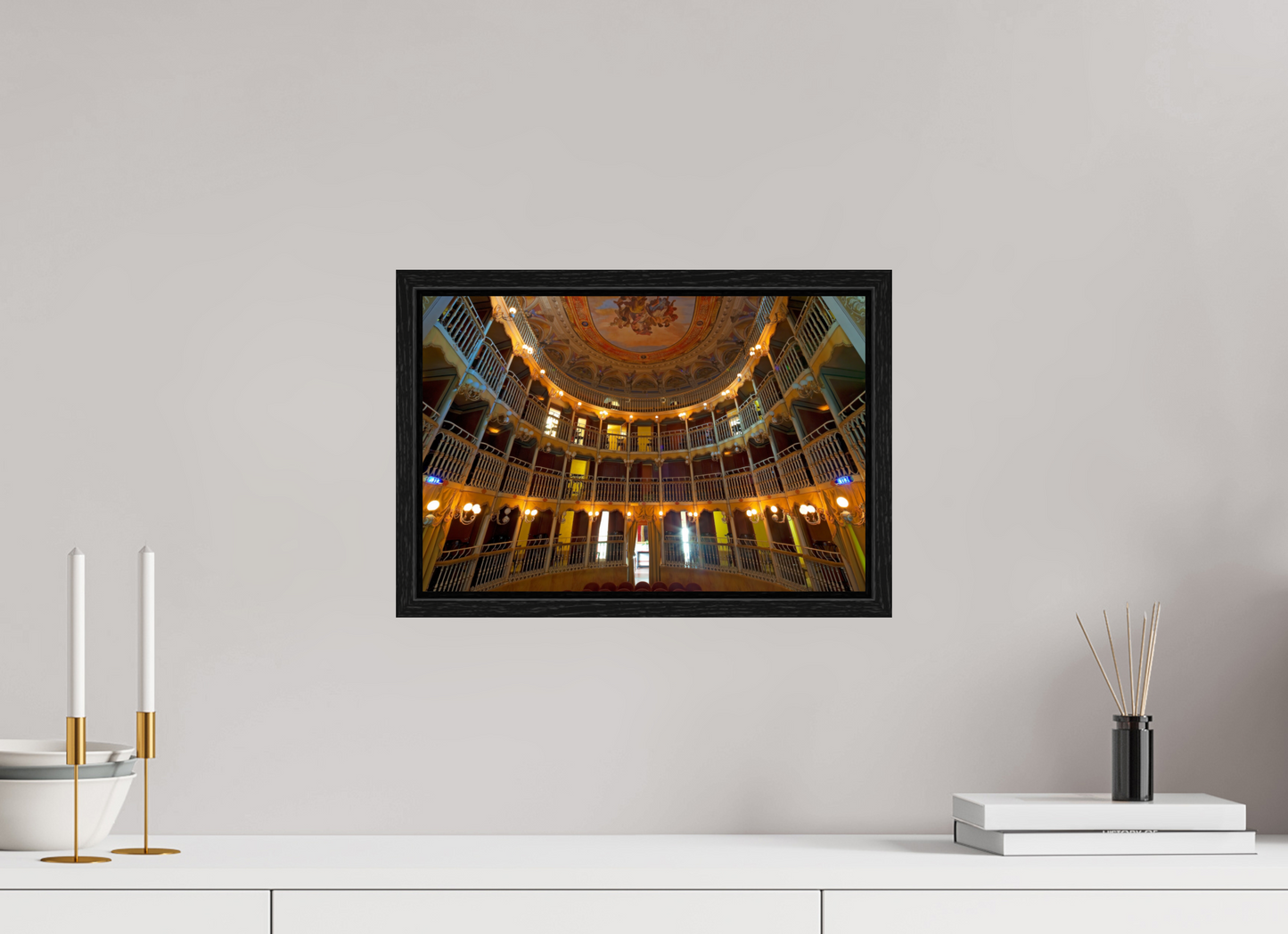 15 x 10″, Floater Frame Palazzo Dei Consoli Theatre France